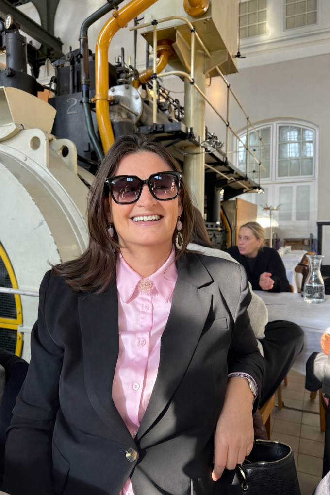 DD19DB7E-4842-4E9B-B177-51B89DC67D03