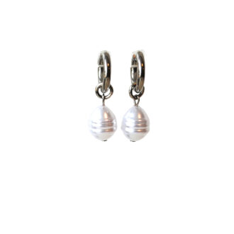 Stainless steel creolen met imitatie parel klein wit geribbeld